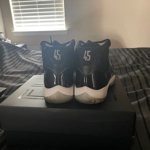 Jordan 11 space jams